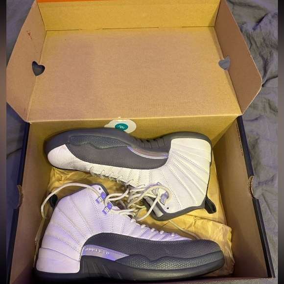 Jordan 12 - Picture 7 of 7